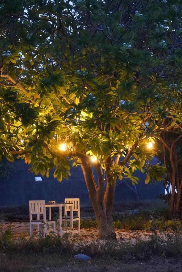 Maleo Moyo Hotel&Dive Resort Moyo Island Exterior foto